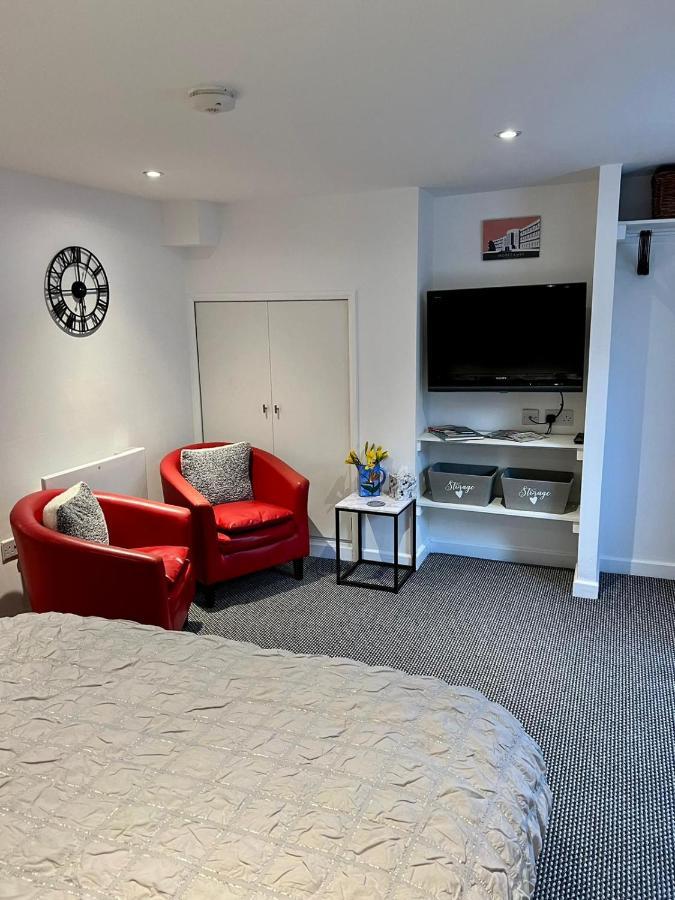 Basement Studio By The Bay Hotel Моркамб Екстериор снимка